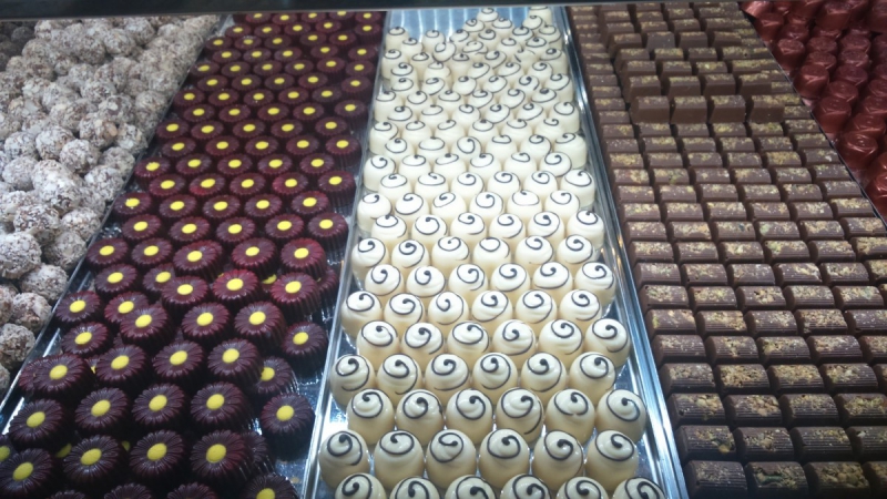 vente-CAP D AIL-min_chocolates_milk_chocolate_white_chocolate_truffles_candy_food_treat_cacao-1213769