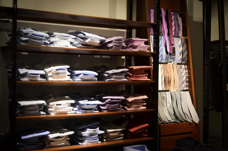 vente-CAP D AIL-min_shirts_exhibition_shop_shopping_shelf_buy_business_clothing-940715